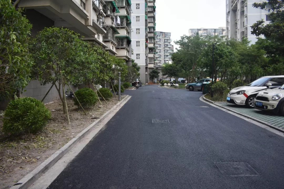 道路改造后.jpg 图片关键词