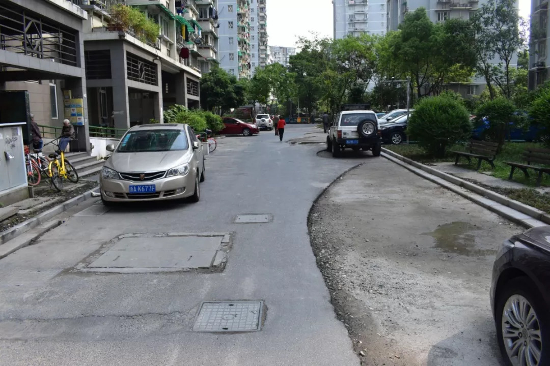 道路改造前.jpg 图片关键词